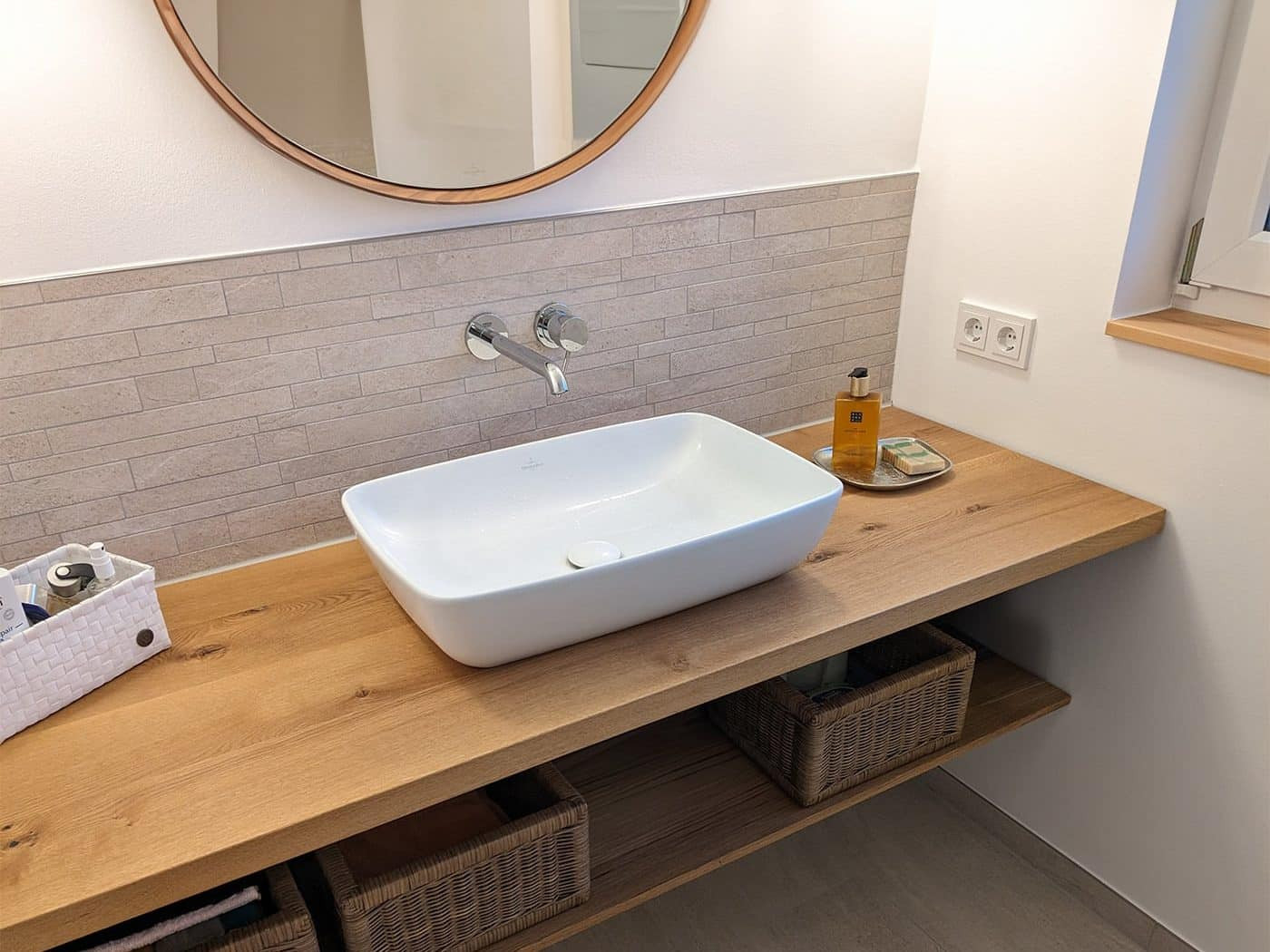 Wie Haltbar Ist Ein Waschtisch Aus Holz? • Zuschnittprofi.de with regard to Badezimmer Waschtisch Holz